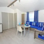 Kamp alanı Les Brillas Les Moutiers