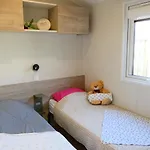Les Brillas Kamp alanı *