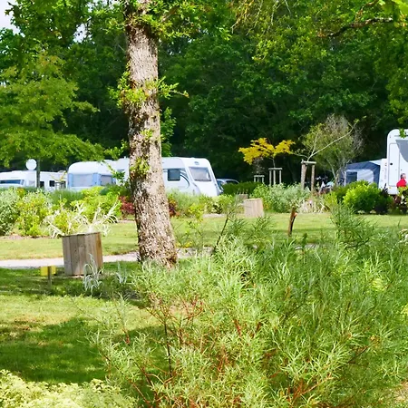 Les Brillas Camping *