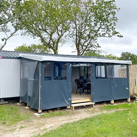 Les Brillas Les Moutiers