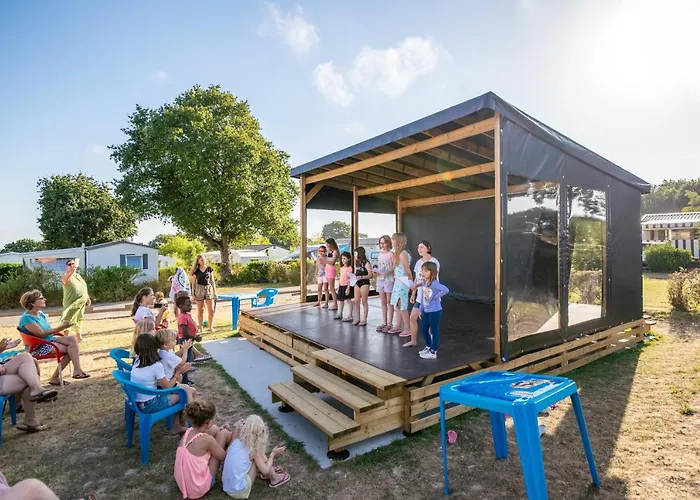 Les Brillas Camping *